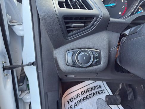 Used 2013 Ford Escape SE w/ Class II Trailer Tow Pkg image 11