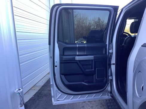 Used 2019 Ford F150 Raptor w/ Equipment Group 802A Luxury image 31