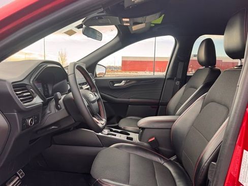 Used 2023 Ford Escape ST-Line Select w/ Tech Pack #1 image 7