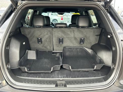 Used 2025 Chevrolet Equinox LT w/ Convenience Package II image 5