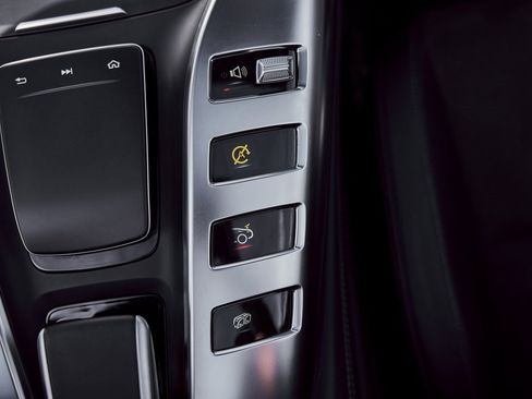 Used 2021 Mercedes-Benz AMG GT Base image 60