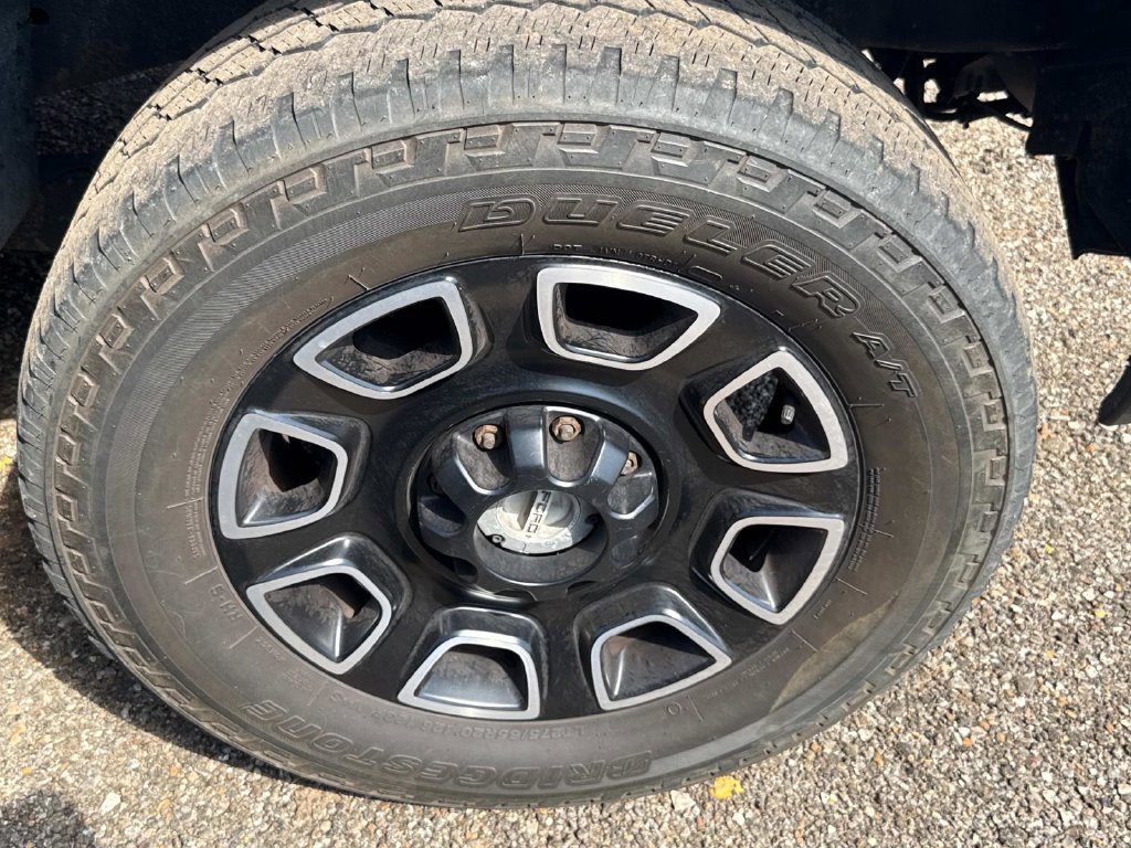 Used 2006 Ford F350 Lariat AWD/4WD image 11