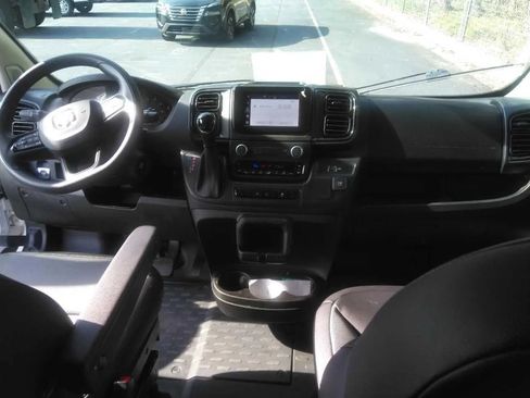 Used 2025 RAM ProMaster 3500 w/ Convenience Group FWD image 8