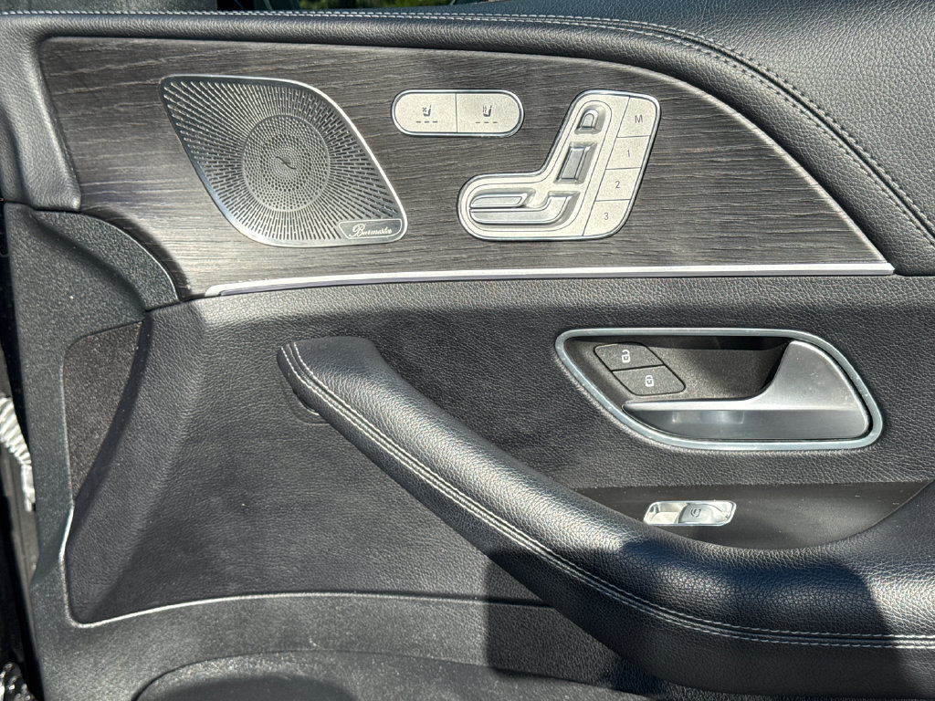 Used 2024 Mercedes-Benz GLE 450 4MATIC image 17