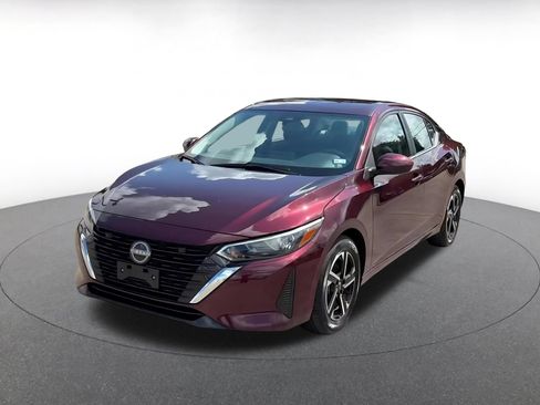Used 2025 Nissan Sentra SV FWD image 5