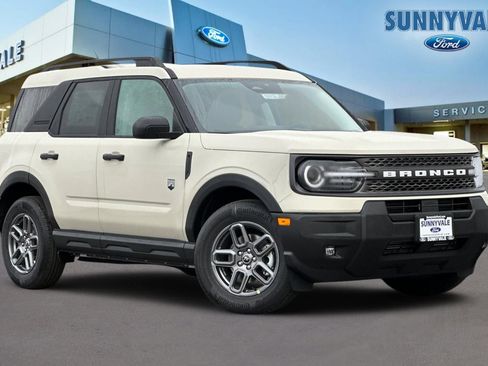 New 2025 Ford Bronco Sport Big Bend w/ Convenience Package AWD/4WD image 1