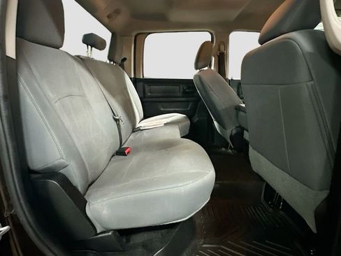 Used 2016 RAM 2500 Tradesman w/ Chrome Appearance Group image 25