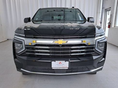 Used 2025 Chevrolet Tahoe LT AWD/4WD image 3