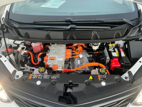 Used 2021 Chevrolet Bolt LT image 44