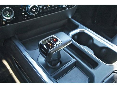 Used 2022 GMC Sierra 1500 SLT w/ SLT Convenience Package RWD image 25