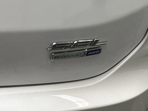 Used 2020 Ford Edge SEL w/ Convenience Package image 35