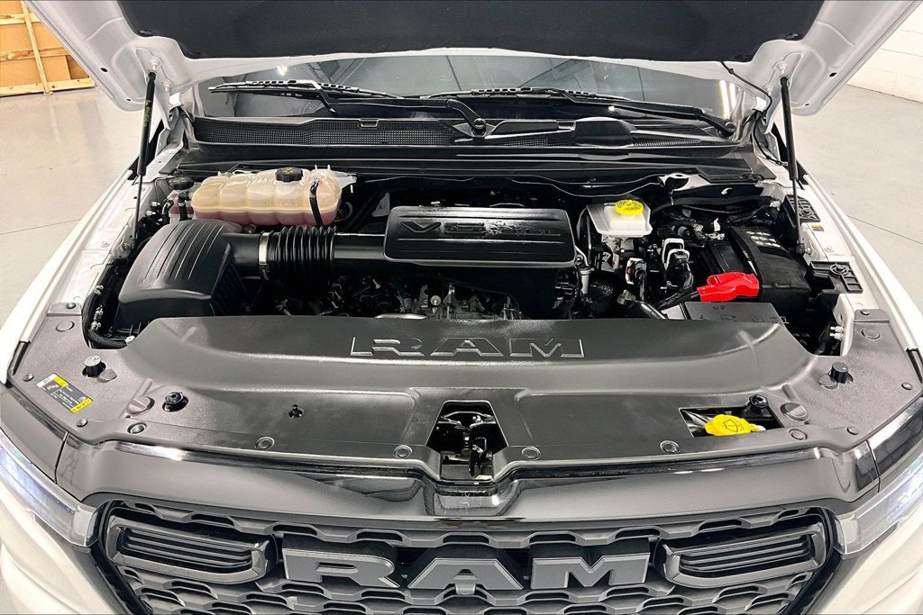 Used 2025 RAM 1500 Tradesman AWD/4WD image 11
