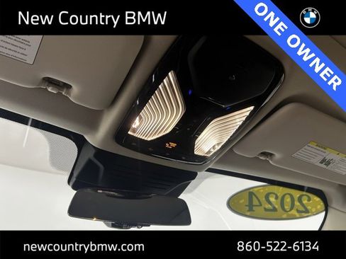 Used 2024 BMW X7 xDrive40i w/ Premium Package image 25