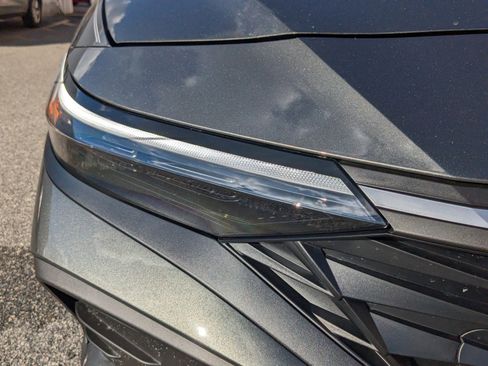 New 2026 Hyundai Elantra Sport image 11