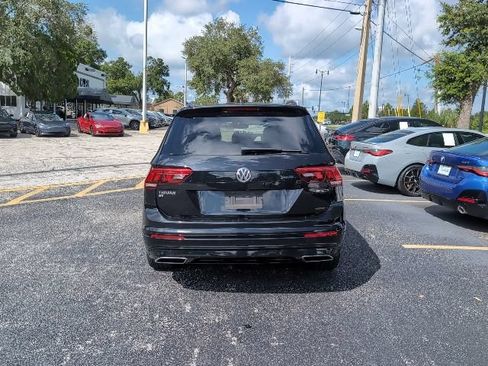 Used 2021 Volkswagen Tiguan SE R-Line AWD/4WD image 6