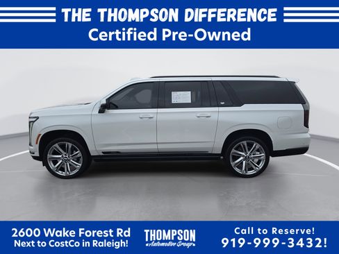 Certified 2025 Cadillac Escalade ESV Sport Platinum AWD/4WD image 6