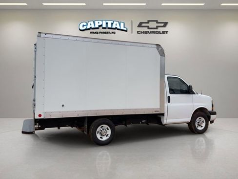 New 2024 Chevrolet Express 3500 w/ Power Convenience Package RWD image 5