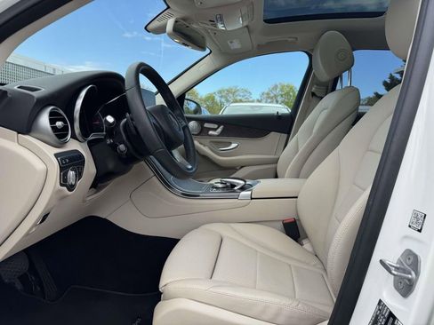 Used 2018 Mercedes-Benz GLC 300 4MATIC image 16