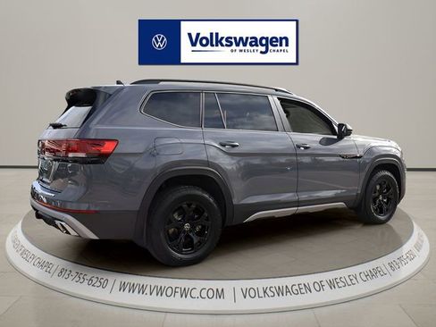 New 2026 Volkswagen Atlas Peak Edition AWD/4WD image 7