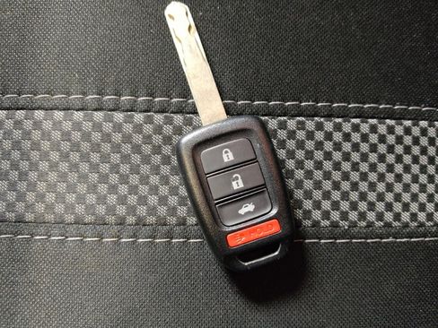 Used 2021 Honda Civic LX image 32