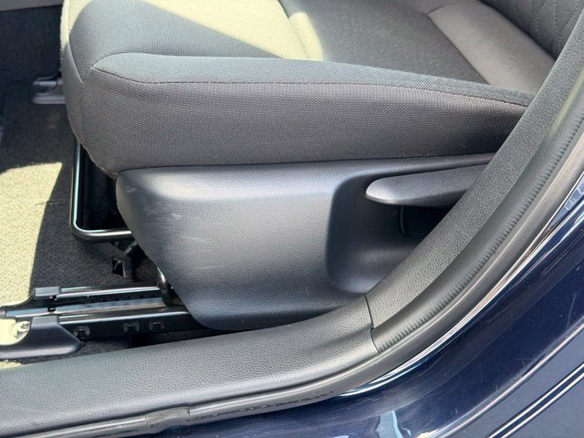 Used 2024 Toyota Corolla LE FWD image 20