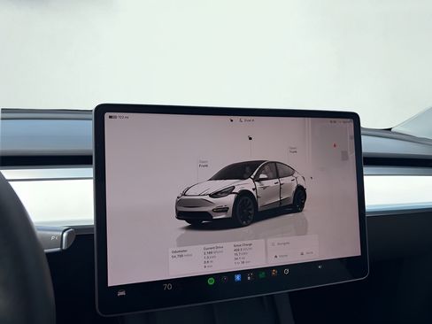 Used 2022 Tesla Model Y Long Range AWD/4WD image 13