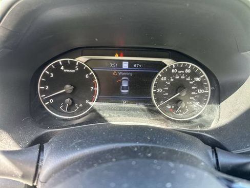 Used 2023 Nissan Altima 2.5 SV w/ SV Premium Package AWD/4WD image 13