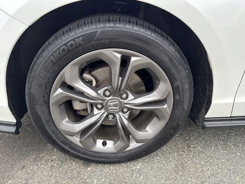 Used 2024 Honda Accord EX image 14