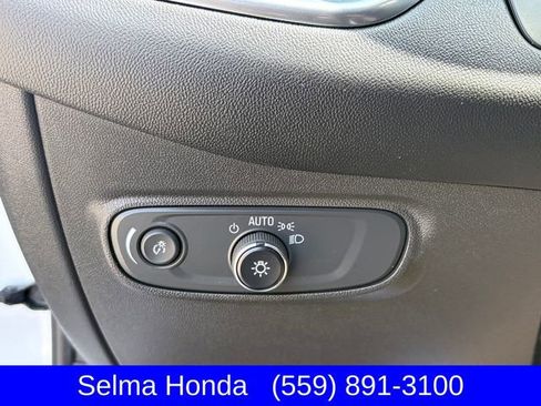 Used 2022 Chevrolet Equinox LT FWD image 25