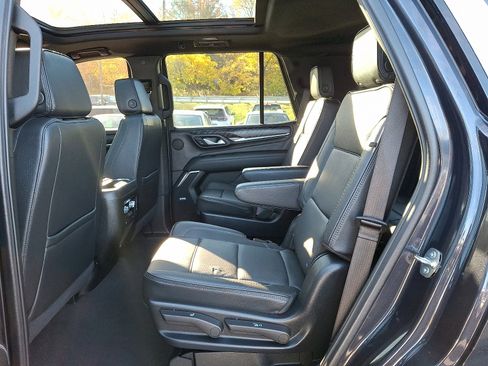 Used 2024 GMC Yukon Denali image 11