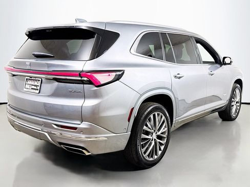 Certified 2025 Buick Enclave Avenir w/ Super Cruise Package AWD/4WD image 4