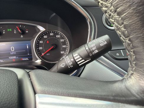 Used 2020 Chevrolet Blazer LT FWD image 19