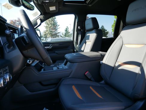 New 2026 GMC Sierra 3500 AT4 w/ AT4 Premium Plus Package AWD/4WD image 4