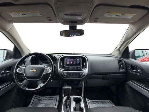 Used 2018 Chevrolet Colorado LT AWD/4WD image 10