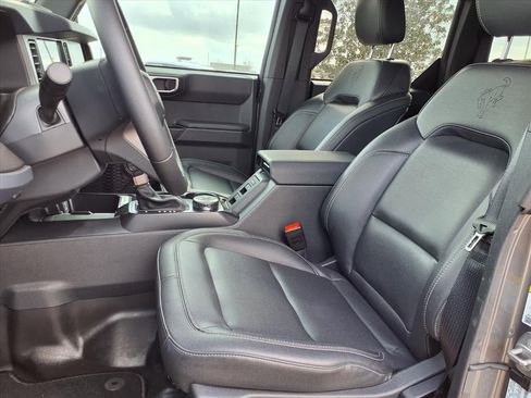 New 2025 Ford Bronco Big Bend image 9