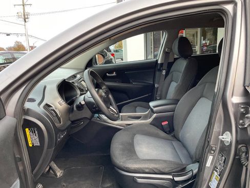 Used 2014 Kia Sportage LX image 12