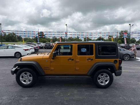 Used 2014 Jeep Wrangler Unlimited Sport w/ Quick Order Package 24S AWD/4WD image 8