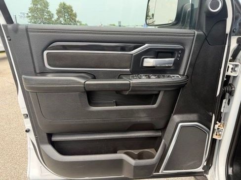 Used 2022 RAM 2500 Laramie AWD/4WD image 11
