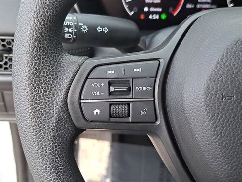 Certified 2023 Honda HR-V LX image 22