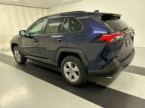 Used 2023 Toyota RAV4 XLE w/ Convenience Package image 6