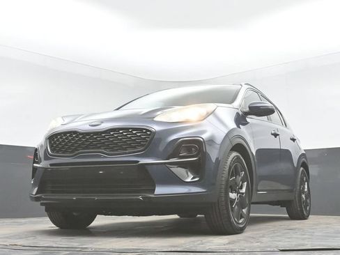 Used 2022 Kia Sportage Nightfall Edition FWD image 43