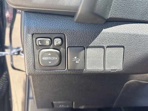 Used 2017 Toyota Corolla iM w/ Carpet Mat Package FWD image 13