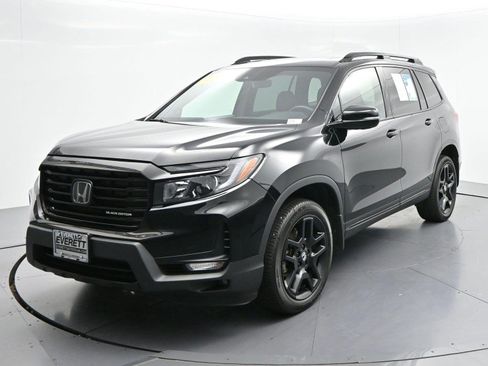 Used 2024 Honda Passport Black Edition image 3