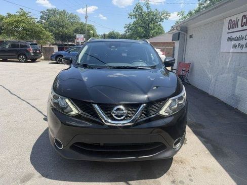 Used 2018 Nissan Rogue Sport SL w/ SL Premium Package FWD image 3