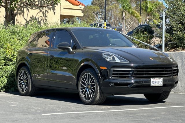 Used 2022 Porsche Cayenne AWD/4WD image 7