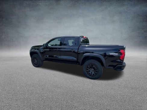 Used 2025 Chevrolet Colorado Trail Boss image 17