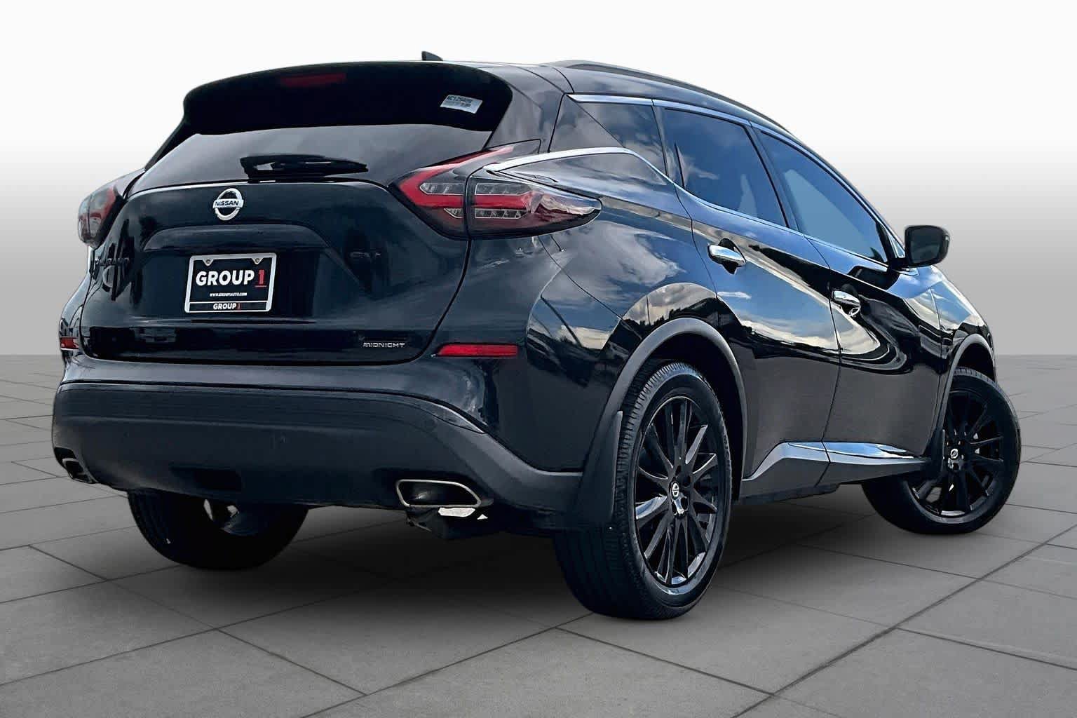 Used 2022 Nissan Murano SV w/ SV Midnight Edition Package FWD image 13