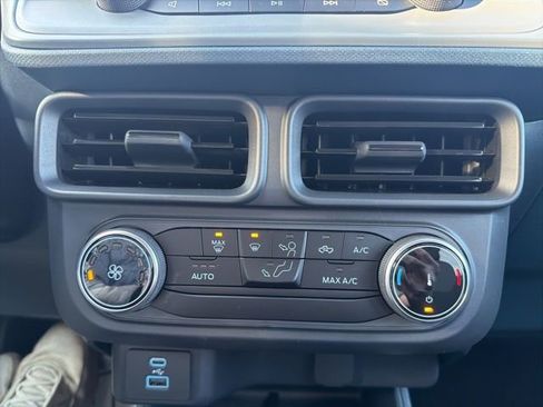 Used 2024 Ford Maverick XL image 25