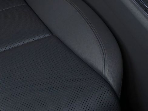 New 2026 Lincoln Aviator 2WD image 16