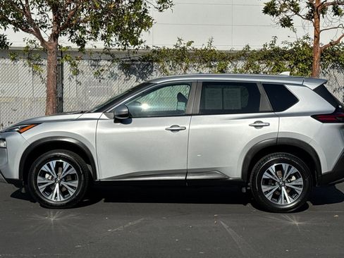 Certified 2023 Nissan Rogue SV image 7